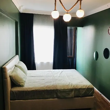 Хостел Royal 61 Kadikoy Mutfaksiz Стамбул